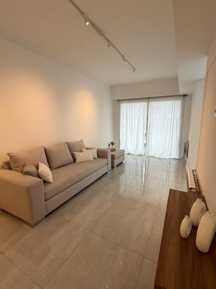 Departamento de 3 Ambientes a la calle C/ balcon 