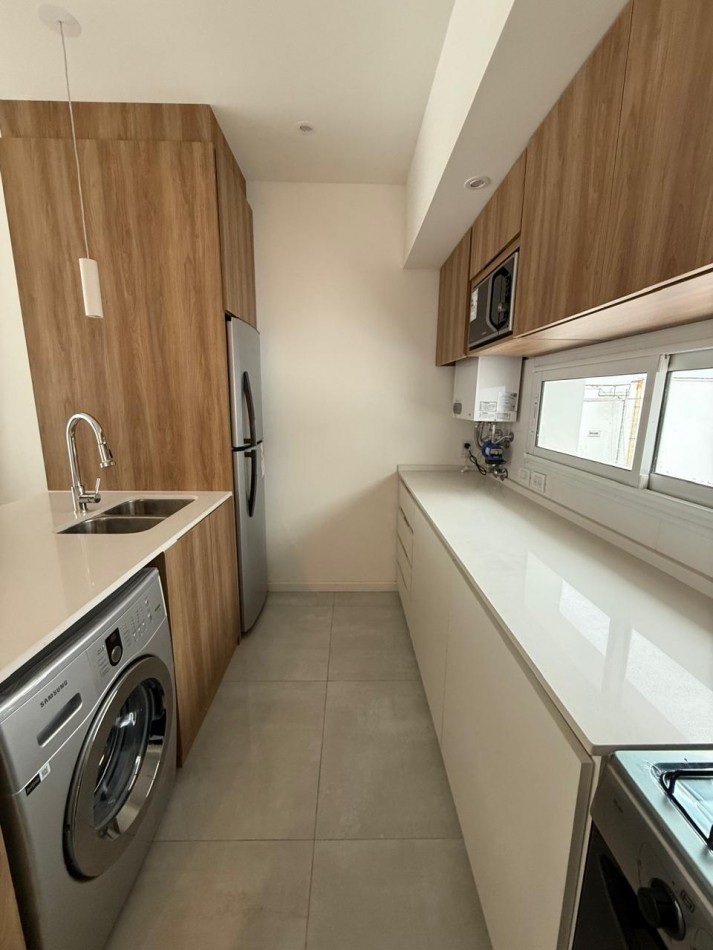 Departamento de 3 Ambientes a la calle C/ balcon 