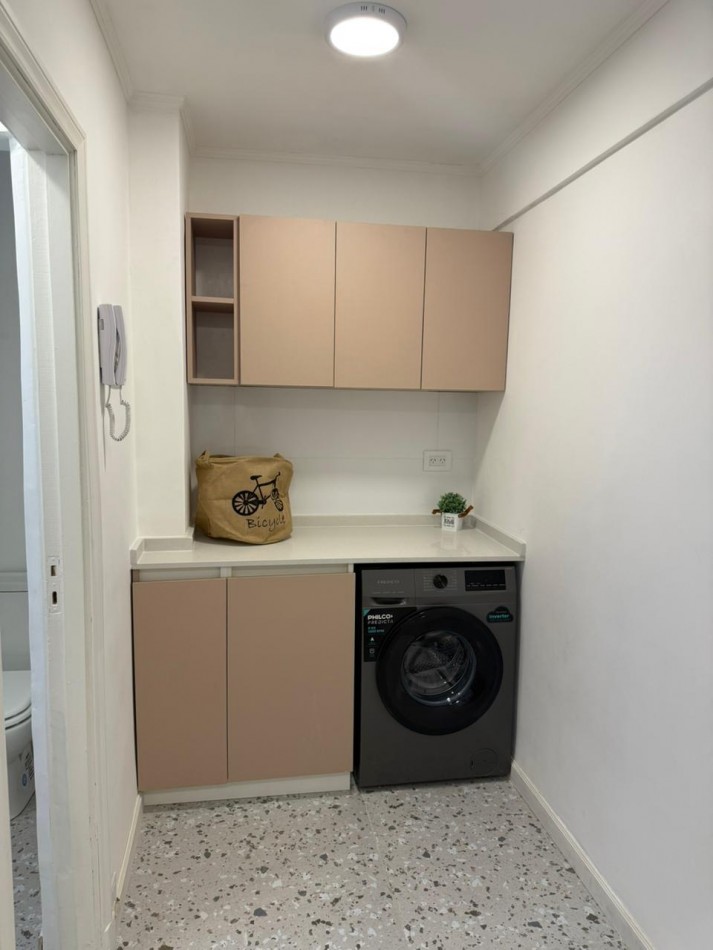 Hermoso departamento 3 ambientes con balcon terraza - Opcional Cochera