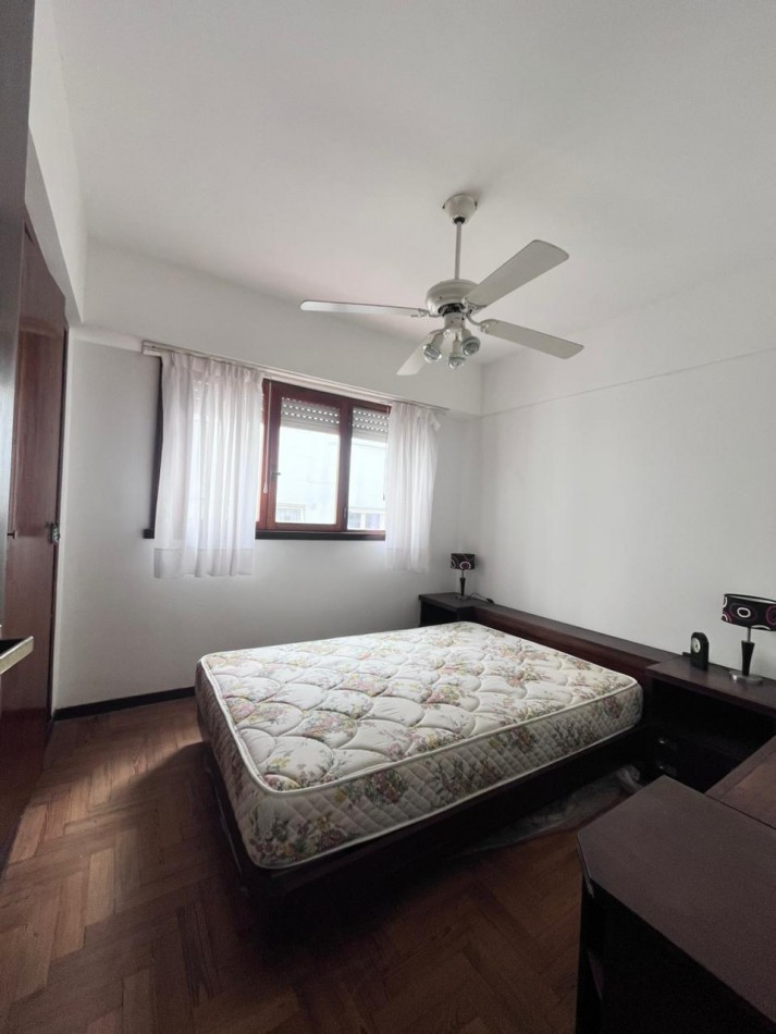 Departamento 2 ambientes lateral - Buen estado original