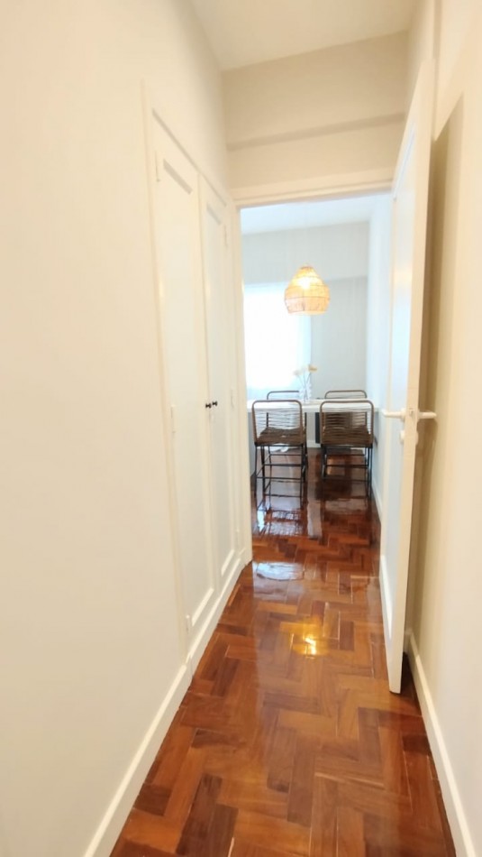 Departamento 1 ambiente a la calle con balcon - A una cuadra del mar