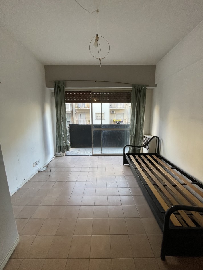 ALQUILER 24 MESES - 2 AMB A LA CALLE CON BALCON - CENTRO