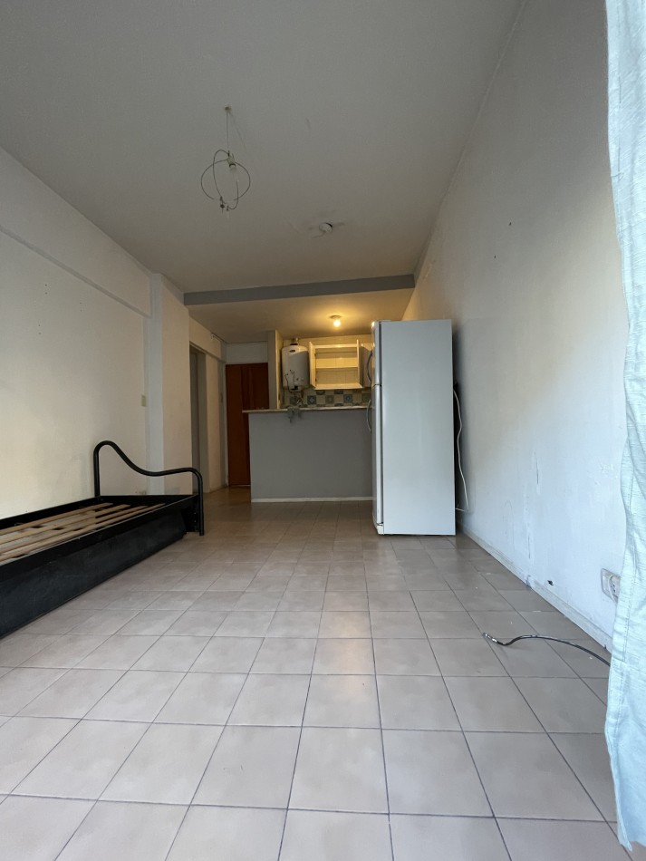 ALQUILER 24 MESES - 2 AMB A LA CALLE CON BALCON - CENTRO