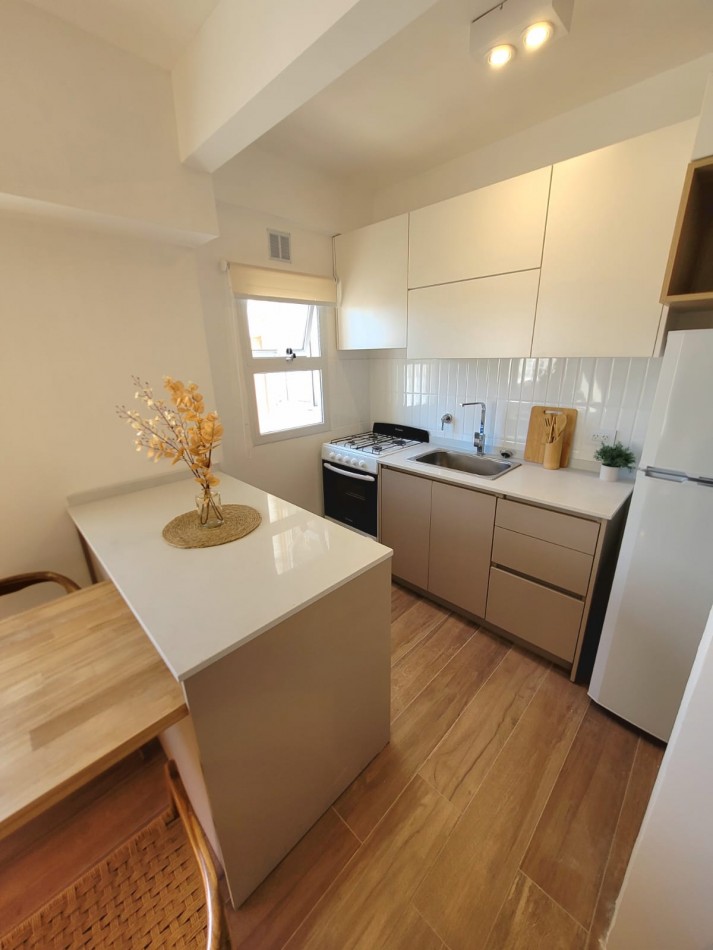 Departamento de 2 Ambientes con ESPACIO DE COCHERA
