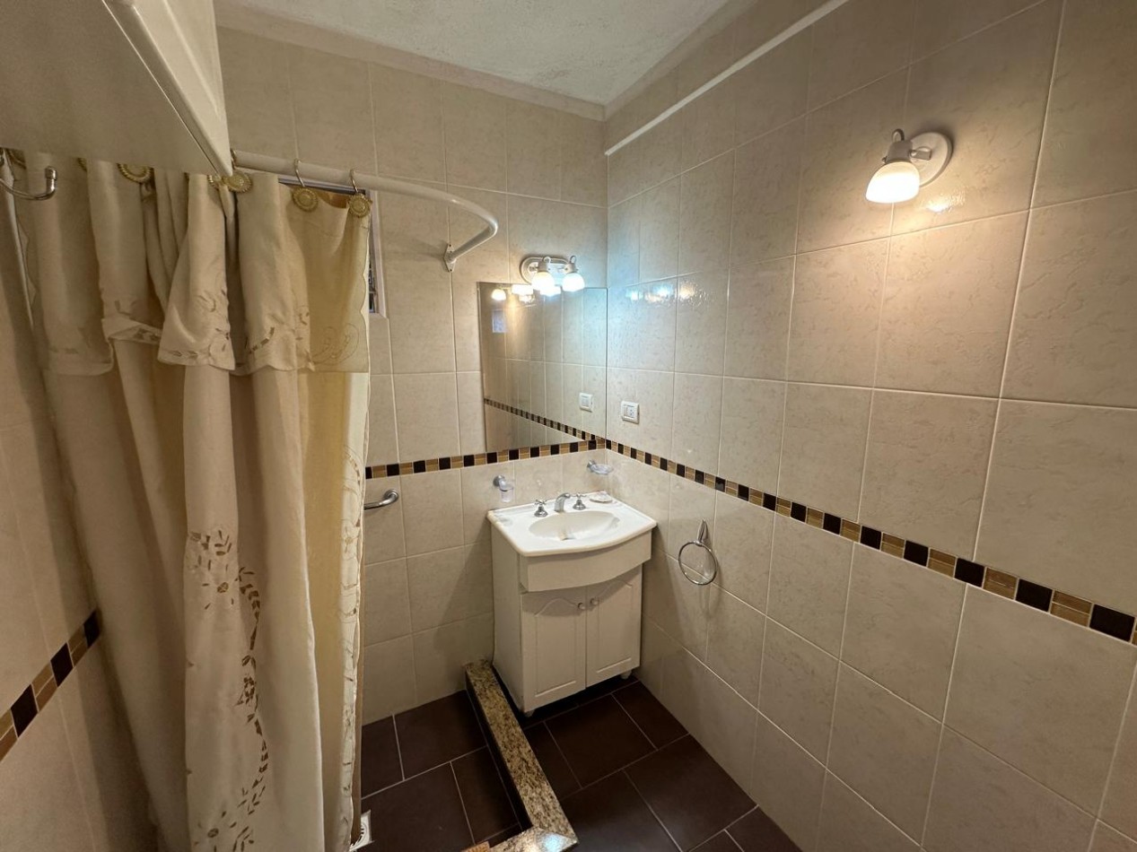 Excelente Departamento 3 ambientes c/dependencia - Av. Colon y Buenos Aires