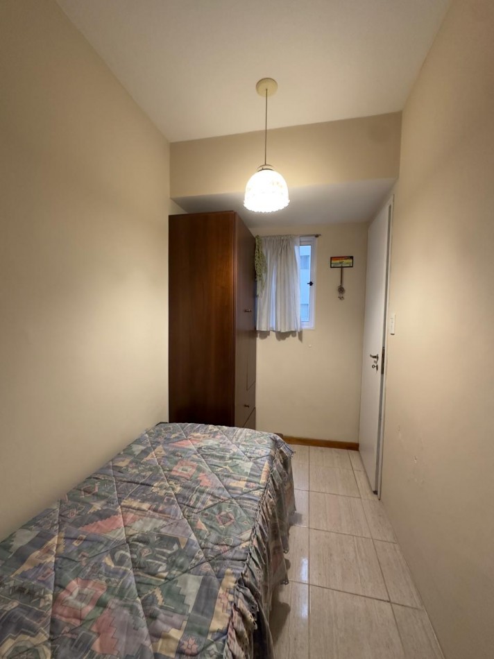 Excelente Departamento 3 ambientes c/dependencia - Av. Colon y Buenos Aires