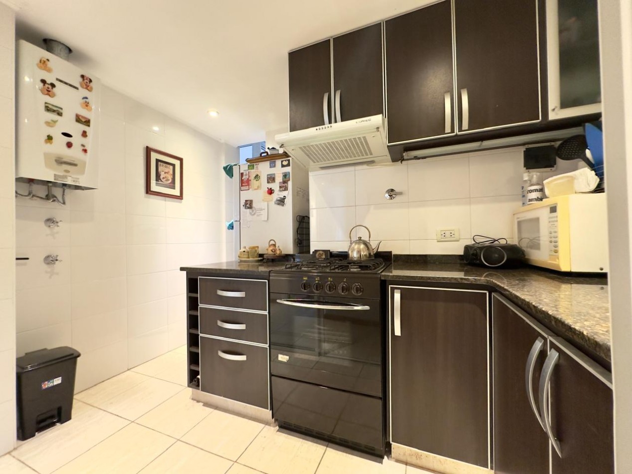 Excelente Departamento 3 ambientes c/dependencia - Av. Colon y Buenos Aires