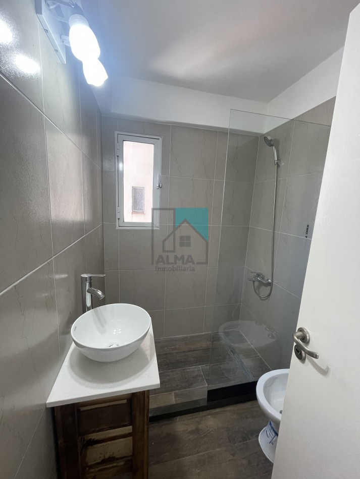 Departamento 2 ambientes a estrenar con balcon frances- Arenales y Brown