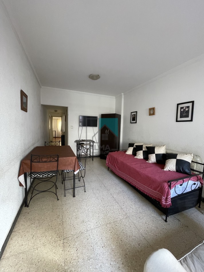 Departamento de 2 amb con balcon - Alquiler desde el 15 de abril al 15 de diciembre 2026.