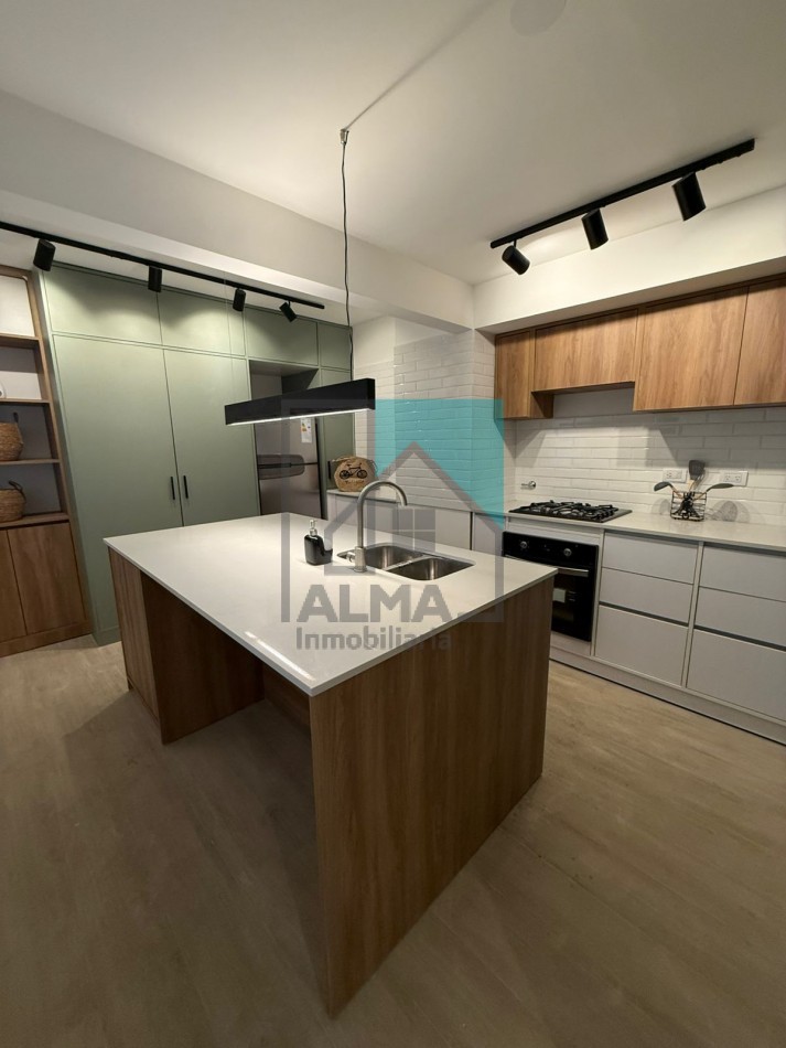 Departamento 3 amb semipiso a la calle c/balcon