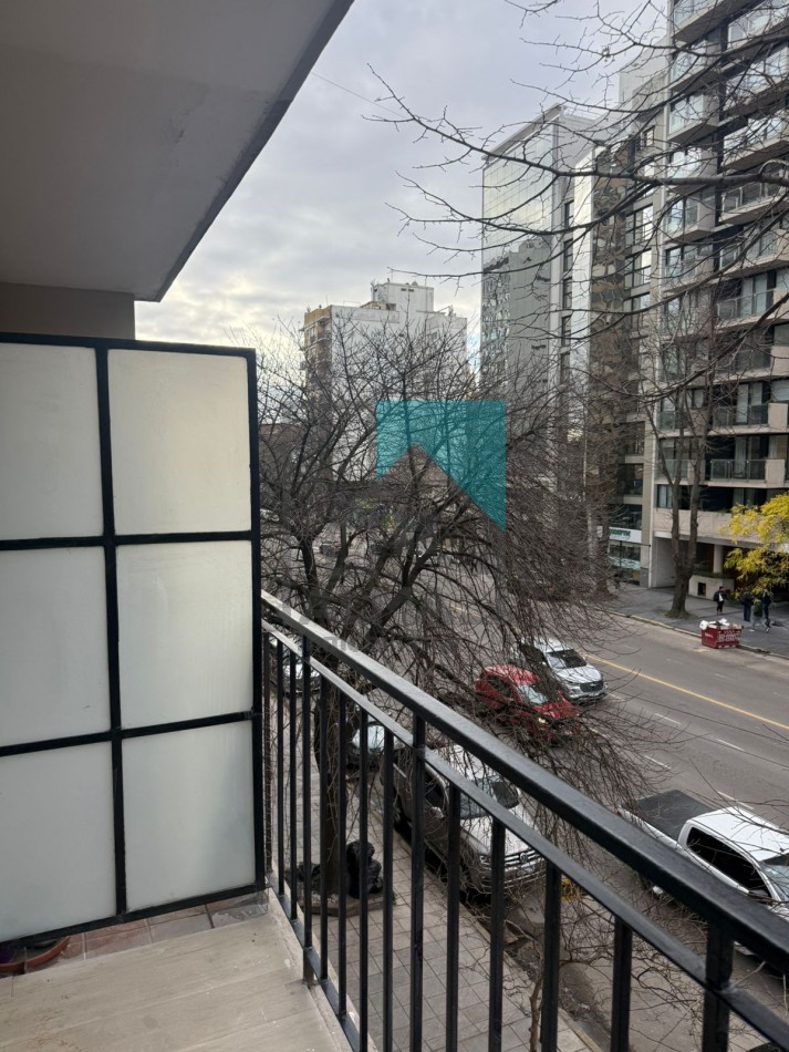 Departamento 3 amb semipiso a la calle c/balcon