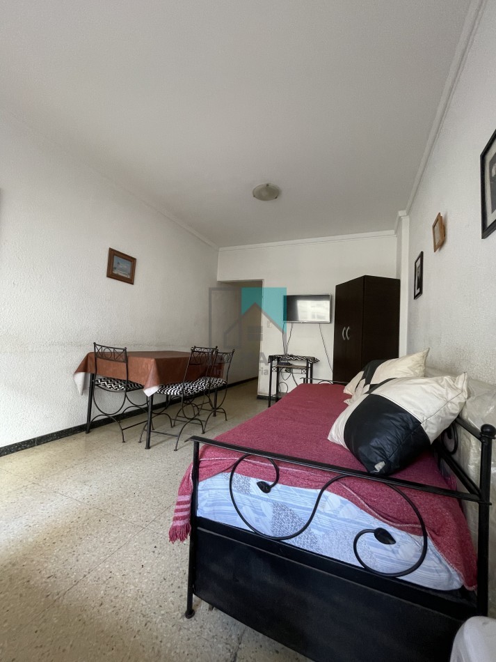 Departamento de 2 amb con balcon - Alquiler desde el 15 de abril al 15 de diciembre 2026.