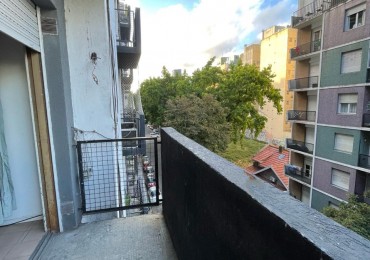 ALQUILER 24 MESES - 2 AMB A LA CALLE CON BALCON - CENTRO